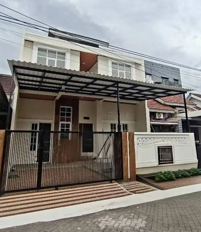 ️BARU ️Rumah 2,5 Lantai diPerum Ketintang Madya Surabaya.