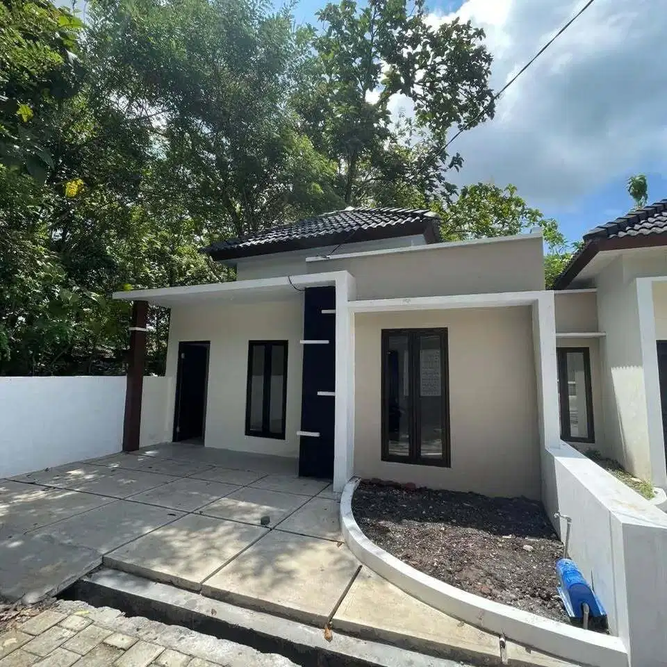 A103 - Rumah Minimalis Siap Huni di Bangunjiwo