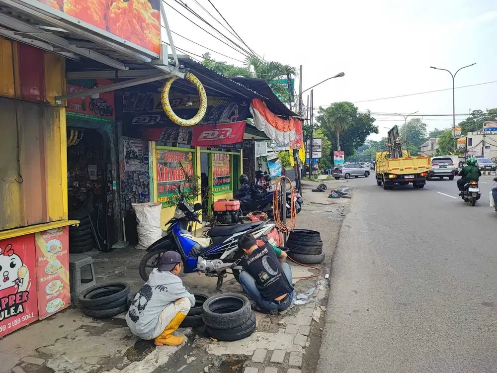 Rumah usaha jl raya serpong tangerang selatan