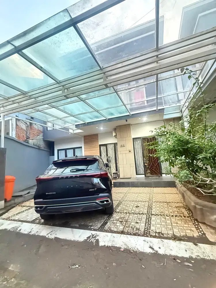 RUMAH SECOND HOOK MINIMALIS MODERN DALAM CLUSTER DI PONDOK GEDE,BEKASI