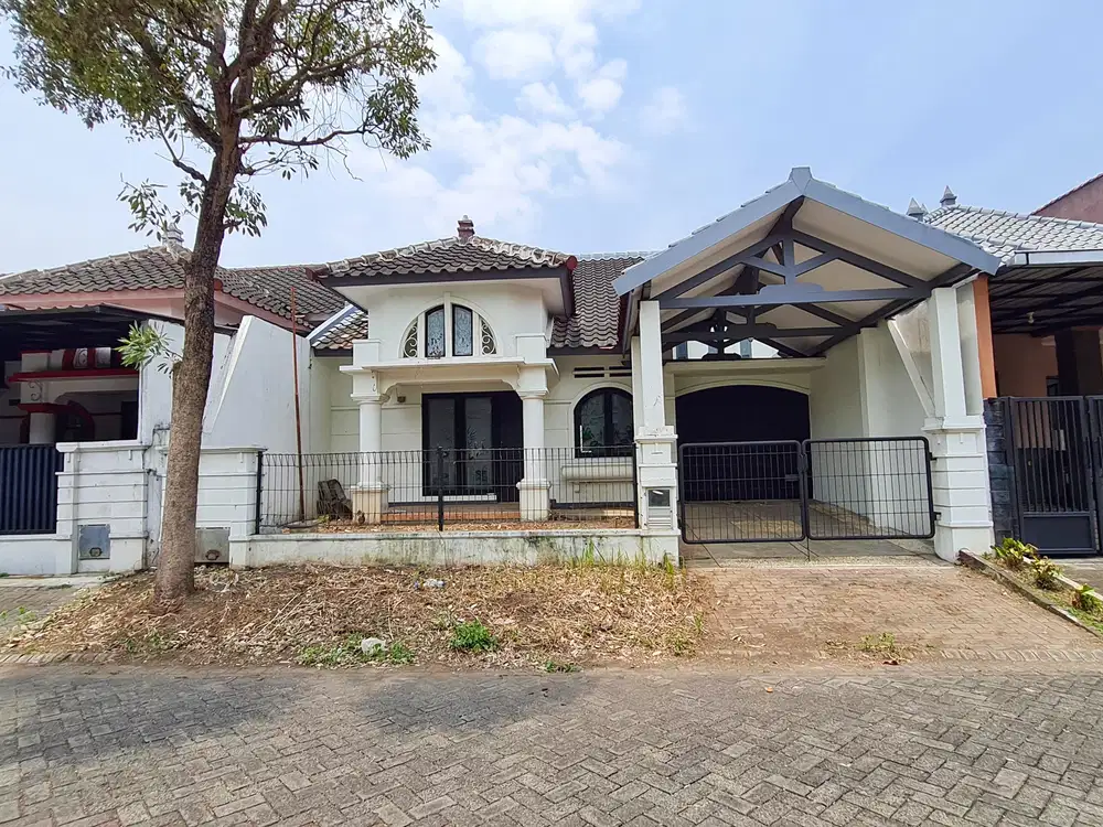 Murah Luas 200 m2 Lokasi Perumahan Araya Telaga Golf