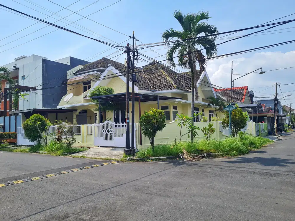 Murah Posisi Hooq di Jalan Kembar Kawasan Elite Perumahan Poros Sulfat