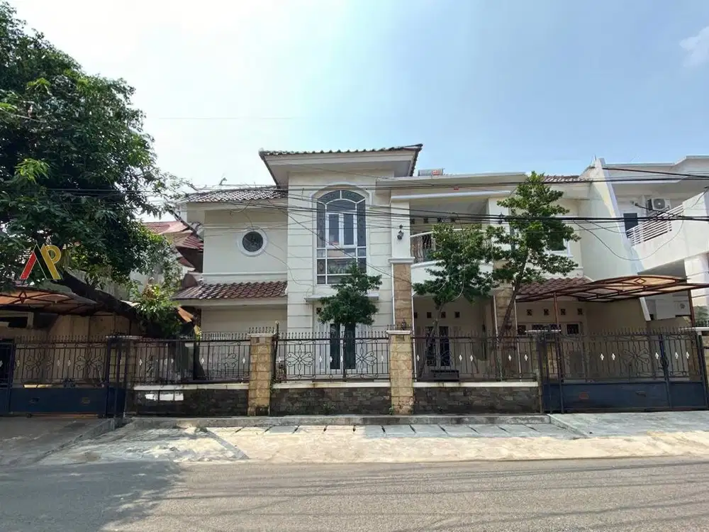 Rumah Komplek Besar Dekat Nizamia Ceger Bambu Apus Cipayung Jaktim