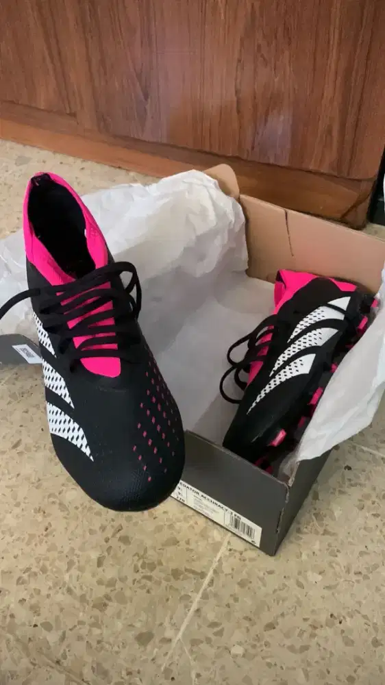 Sepatu bola Adidas Predator Accuracy 3 Fg