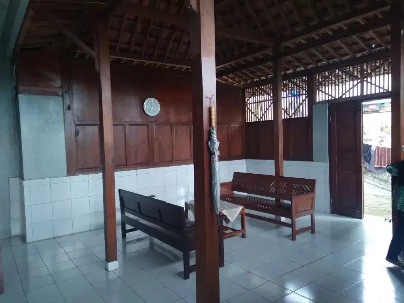 A067 - Rumah Joglo Belakang APMD Dan Dekat Timoho