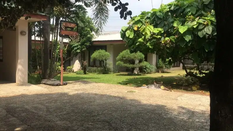 Dijual rumah mewah jaksel dibawah NJOP