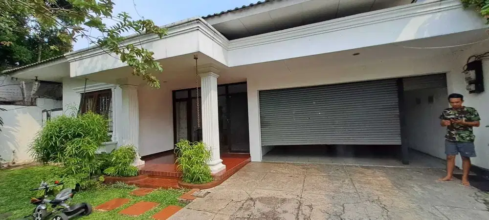 Rumah Mewah 4 Kamar + Kolam Renang, Bangka, Kemang Jaksel