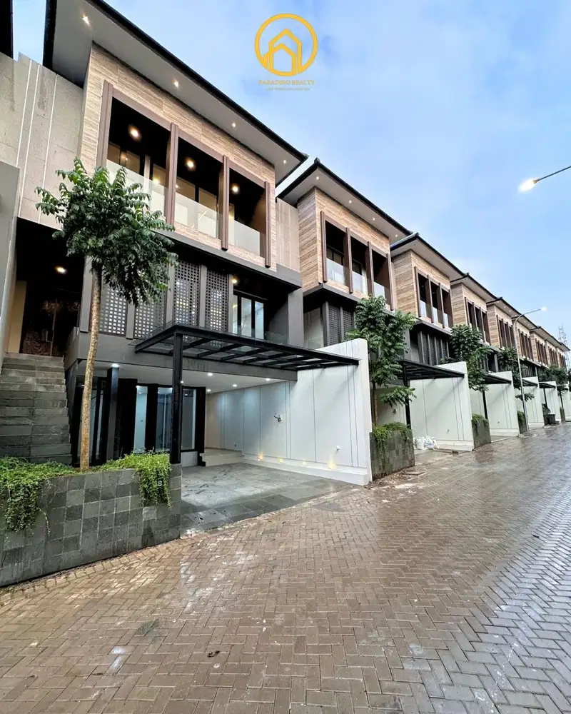 Brand new modern townhouse selangkah ke tol andara