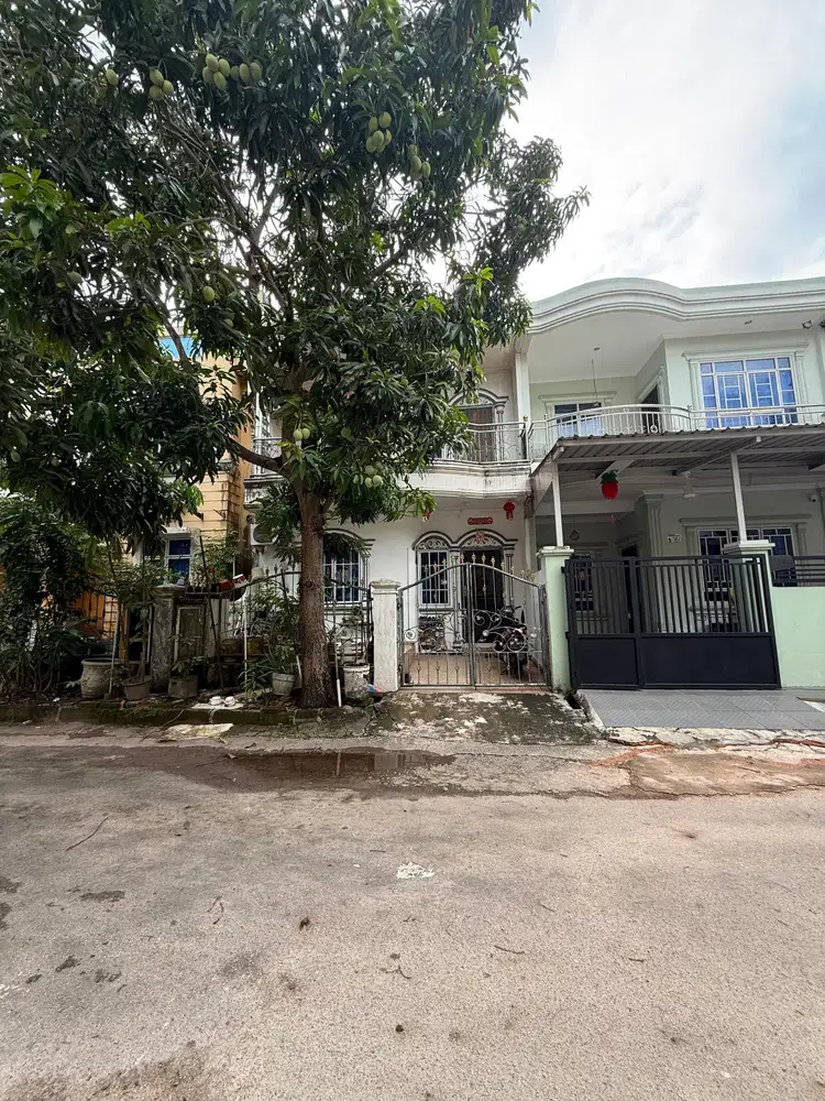 DIJUAL RUMAH 2 LANTAI CENTRE POINT BATAM CENTER
