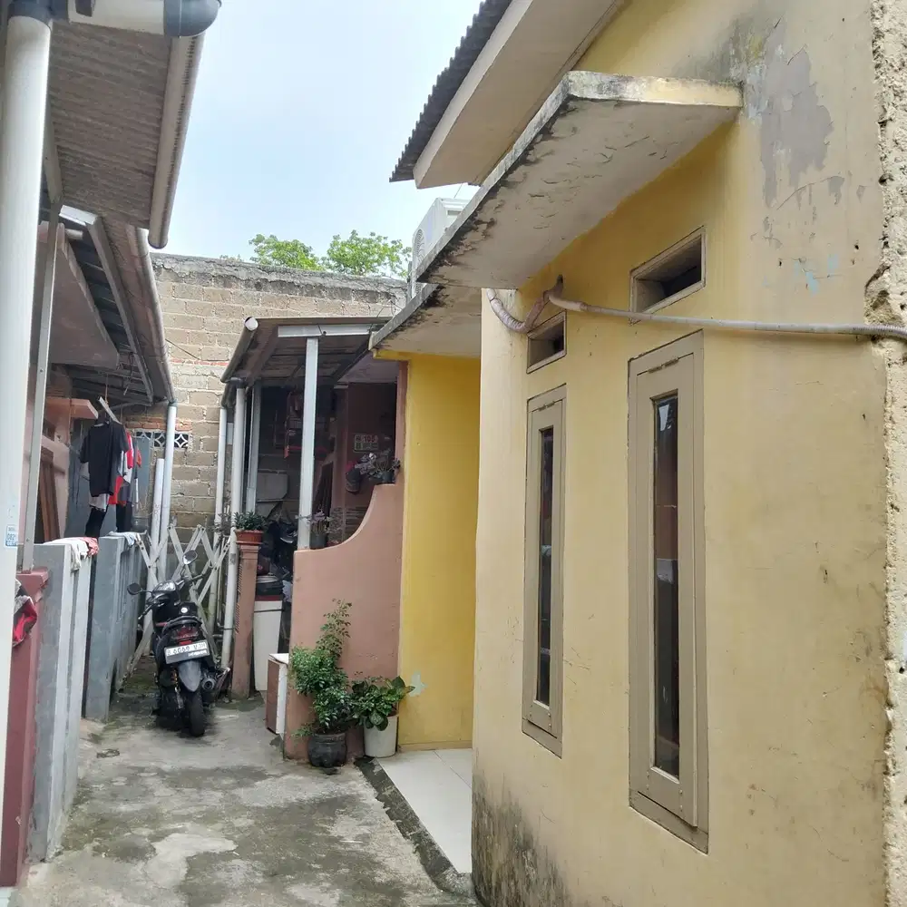 Di jual rumah rapih terawat jual butuh di Ciledug Tangerang kota