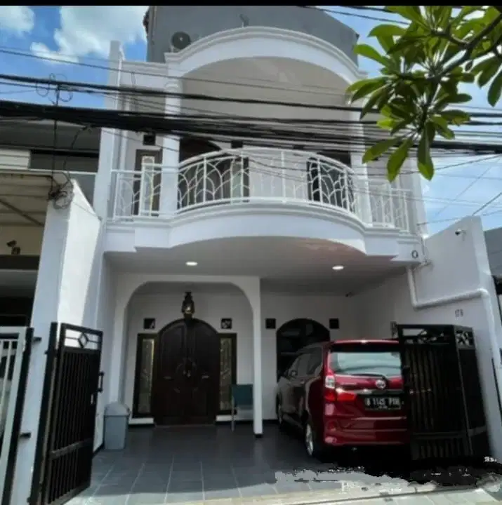 Di jual rumah daerah Rawa Sari Jakarta pusat