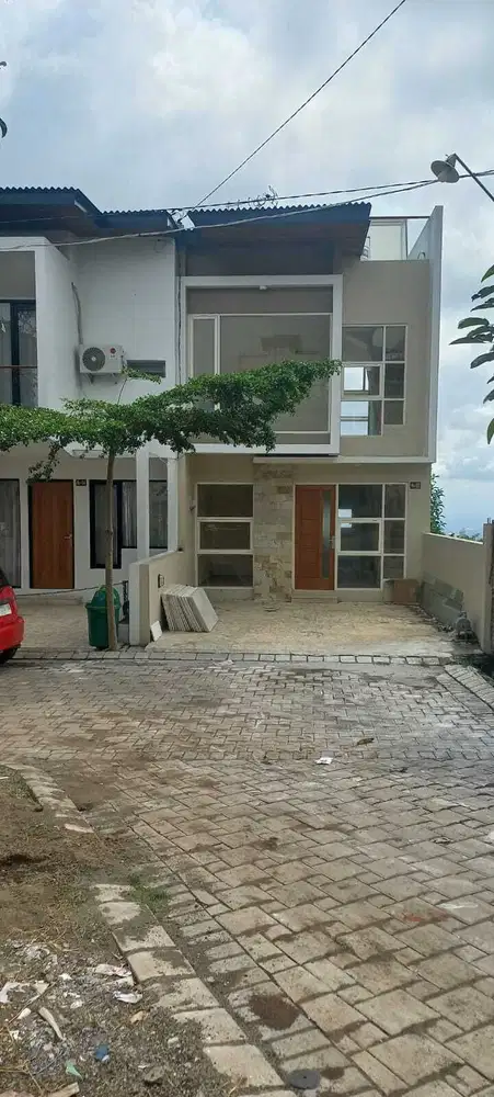 ✨Villa Modern 2 Lantai dengan Rooftop dan Full Furnish