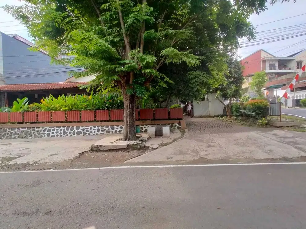 Rumah Multifungsi Hunian/Kantor di Gajahmungkur  Akses Super Mudah