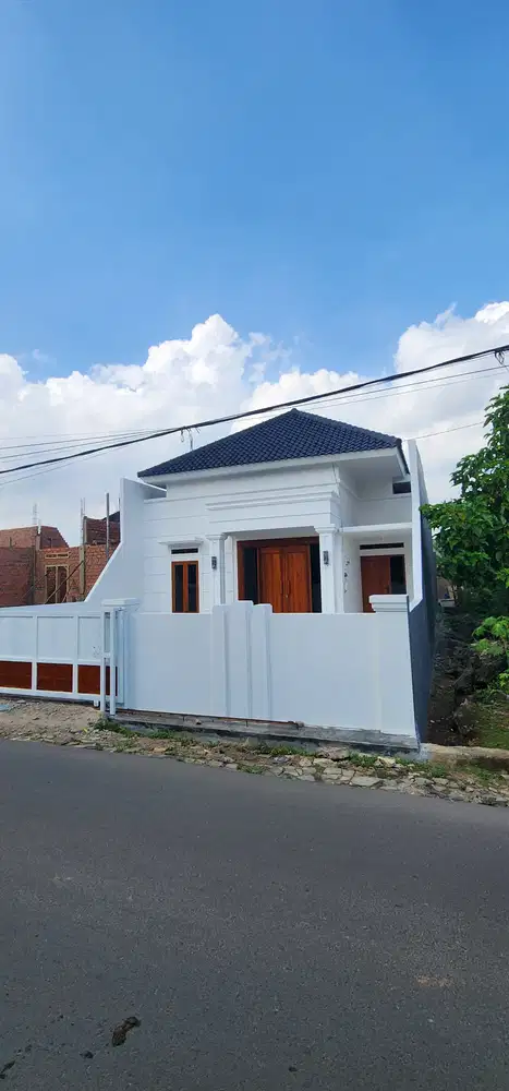 DI JUAL RUMAH MEWAH PERUMAHAN BUTON ,JAGABAYA WAY HALIM