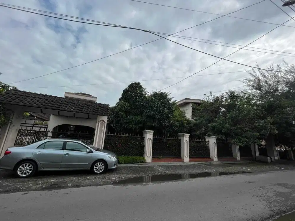 Rumah Mewah Besar Jln, Sei tuan, medan baru