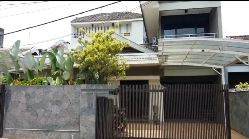 Rumah Lux, Sayap Suryalaya Buahbatu