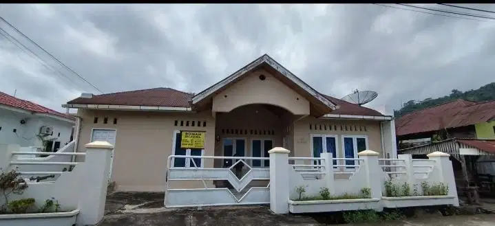 Rumah dijual SHM di Pasa Gadang. Padang Selatan.