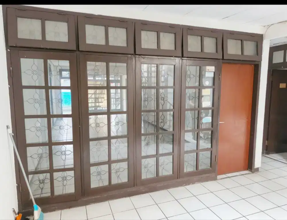 Di Sewakan Rumah Siap Huni cocok Buat Kantor/Rmh Tinggal