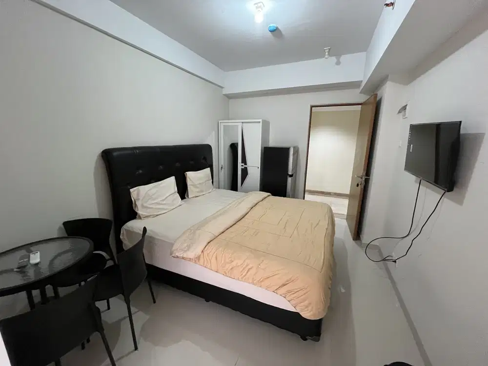 DISEWAKAN BULANAN APARTEMEN GREEN LAKE VIEW CIMANGGIS DEPOK
