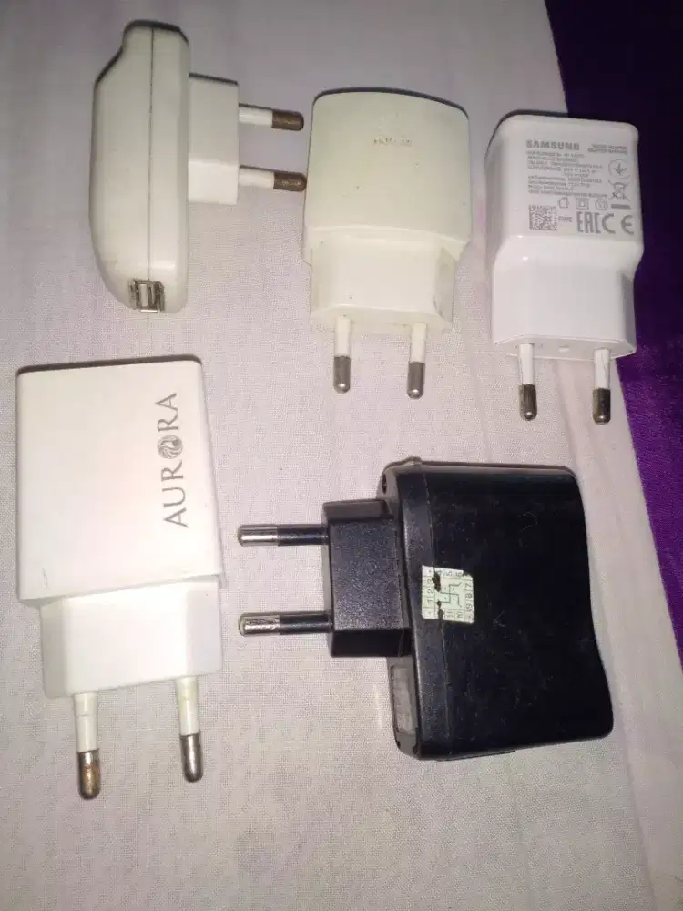 Batok charger ori