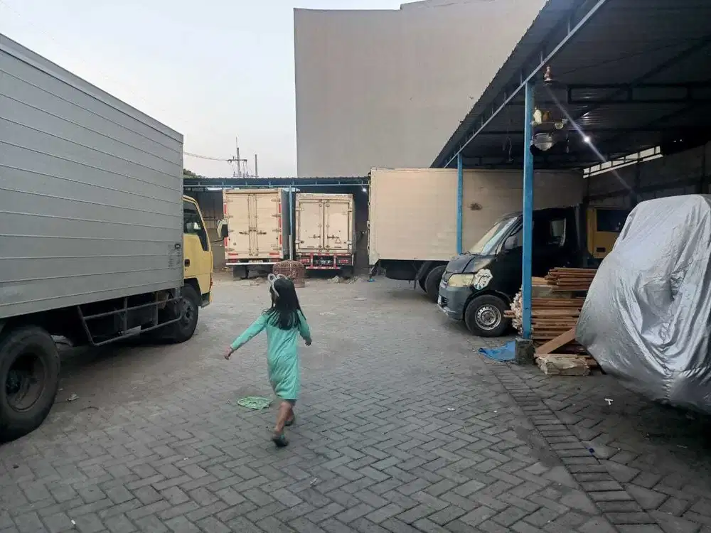 Tanah Dan Bangunan Cocok Buat Usaha Apapun Komersil Area Banyu Urip