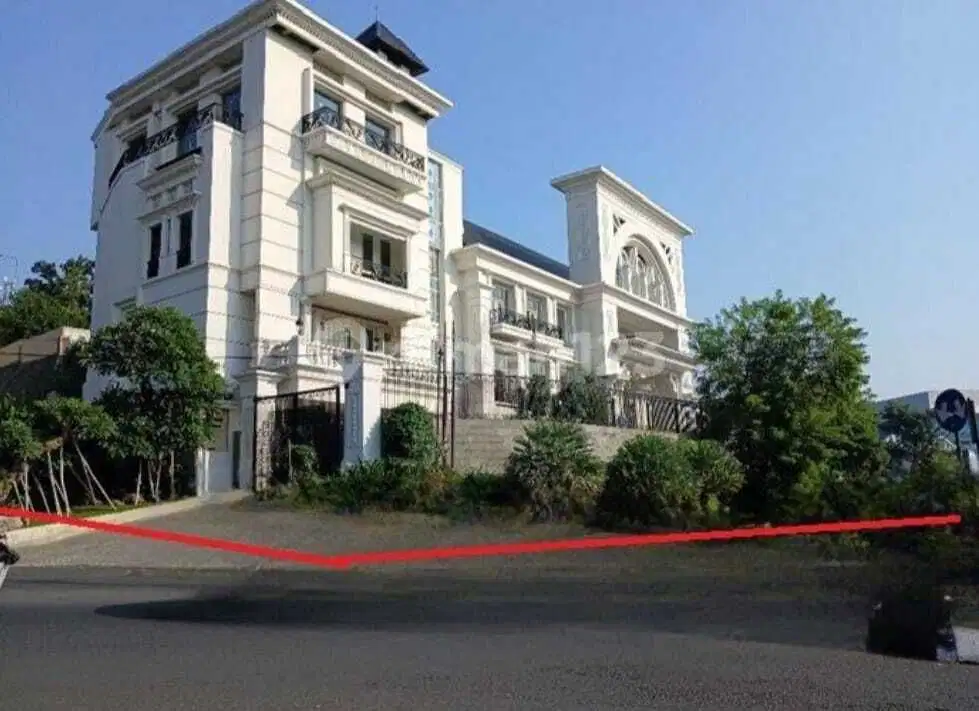 Di jual rumah mewah Mungkur Semarang Jawa tengah