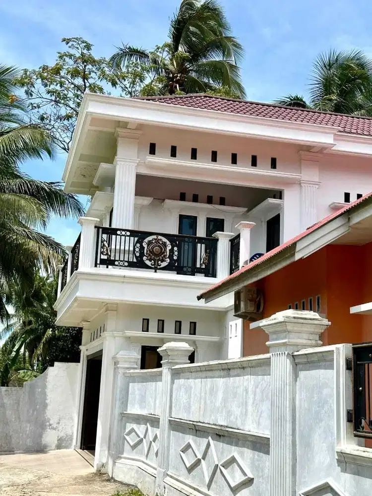 Rumah Besar Di Halaban. Kota Solok