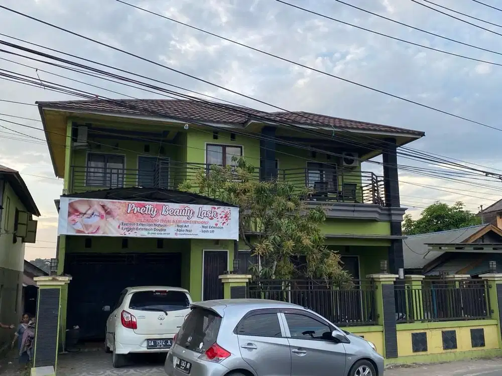 Dijual rumah 2 lantai di banjarmasin