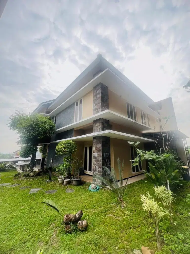 Rumah hook 2 lantai Mewah Murah