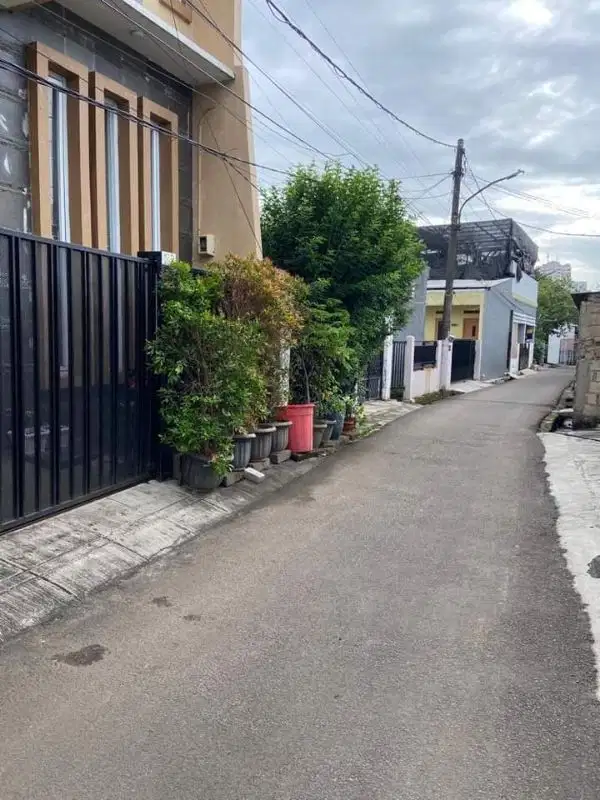 Dijual cepat termurah  rumah kebon jeruk