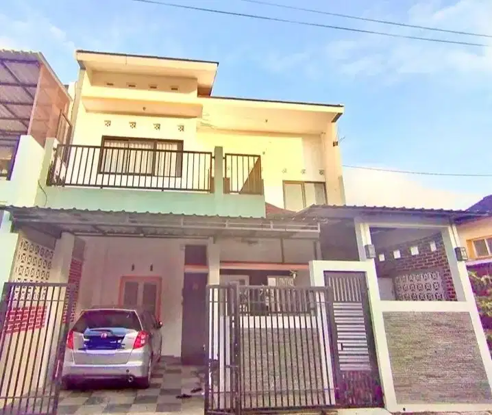 RUMAH 2 LANTAI SIAP HUNI DEPAN AKMIL MAGELANG