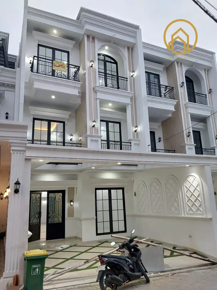 Rumah baru mewah 3 lantai selangkah ke tol