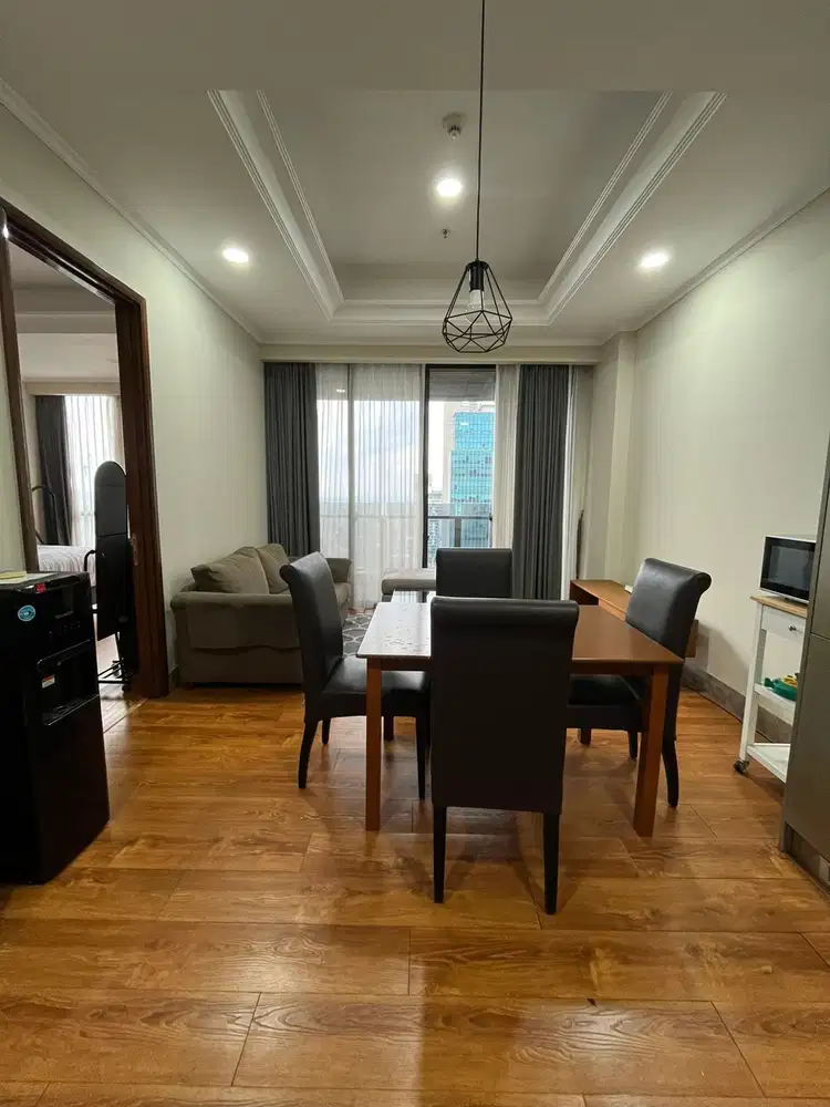 District 8 Apartmen, 1BR Fully Furnish, Walking Distance to SCBD
