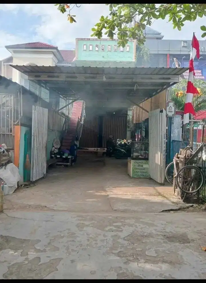 Dijual Ruko 262 m2 Jl mayjend Soetoyo S, Banjarmasin