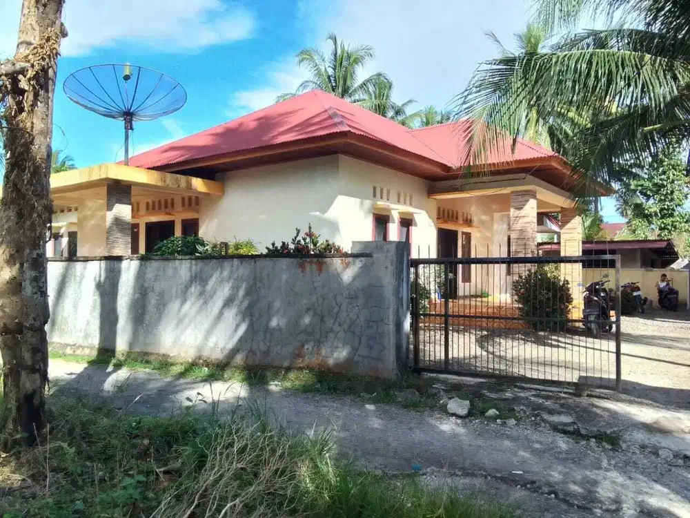 Rumah  Jln. Wr Supratman. desa apar. Pariaman utara