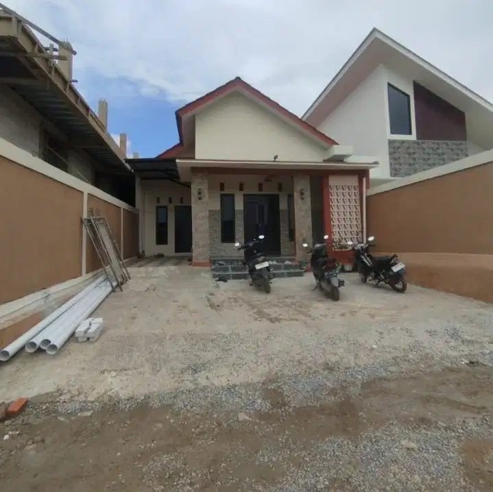 Rumah baru Jln. Rapak indah. Samarinda.