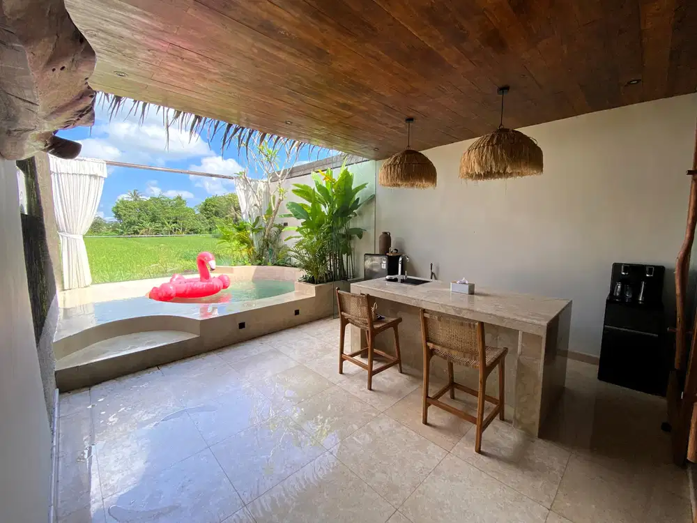 Villa Pool Bergaya Tropis di Condongcatur 6 menit ke UGM Yogyakarta