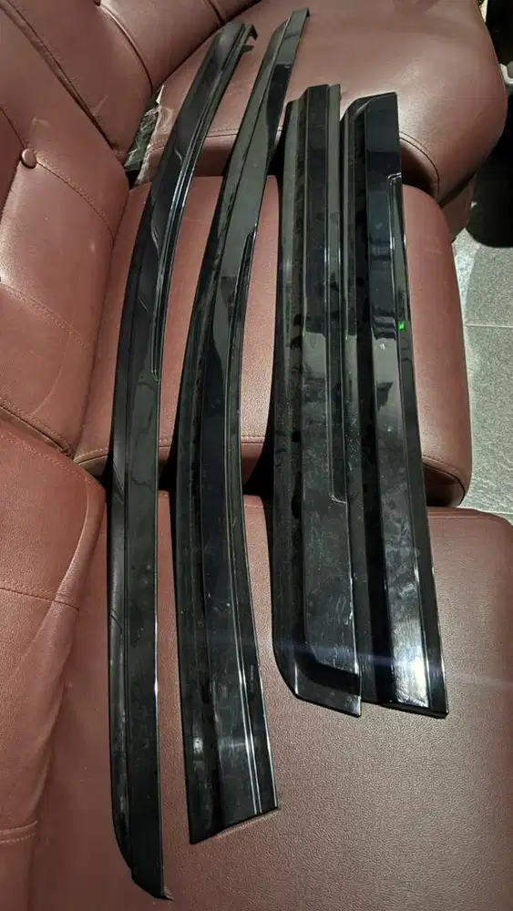 Talang air Mitsubishi Xpander