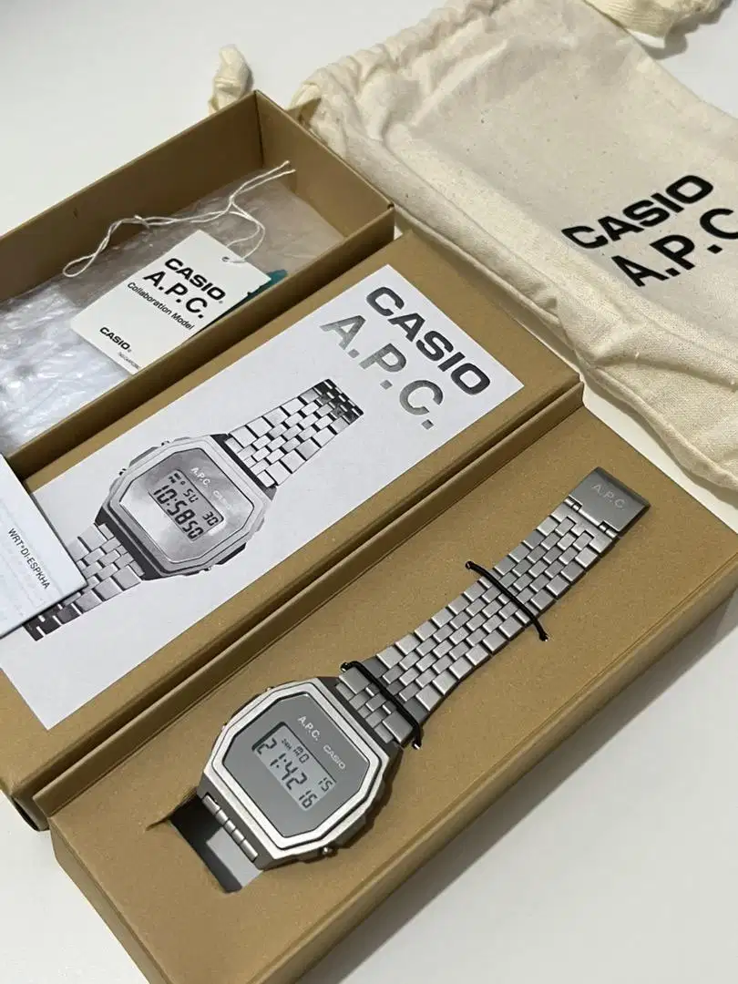 Casio x A.P.C A1000ACD-7DR. Casio apc