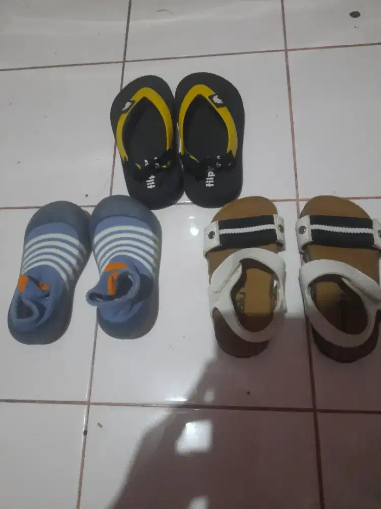 Sepatu sandal Casual Anak