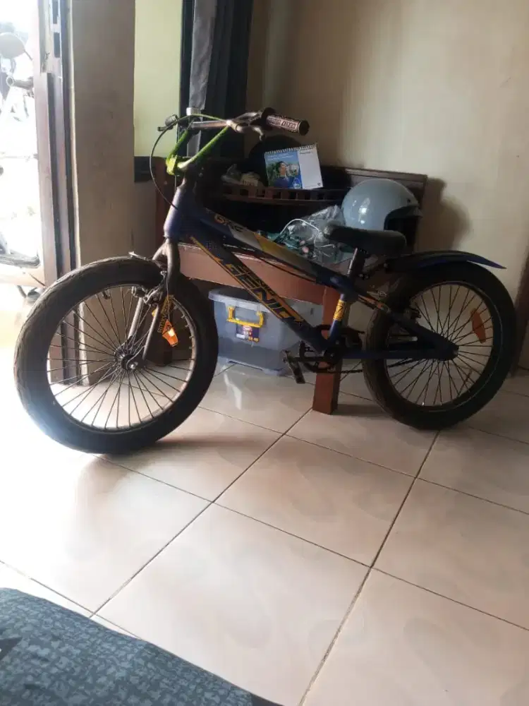 Sepeda BMX 20 Genio GX02