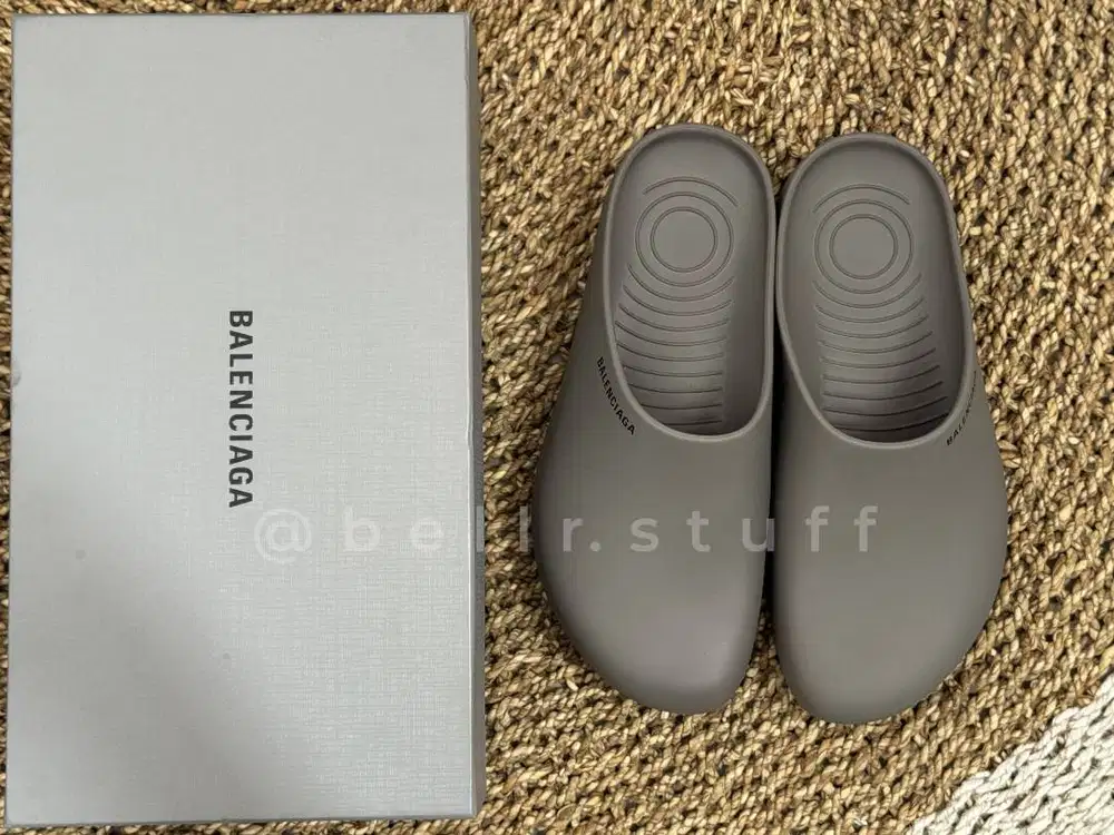 Balenciaga Logo Clogs Sandals - Authentic