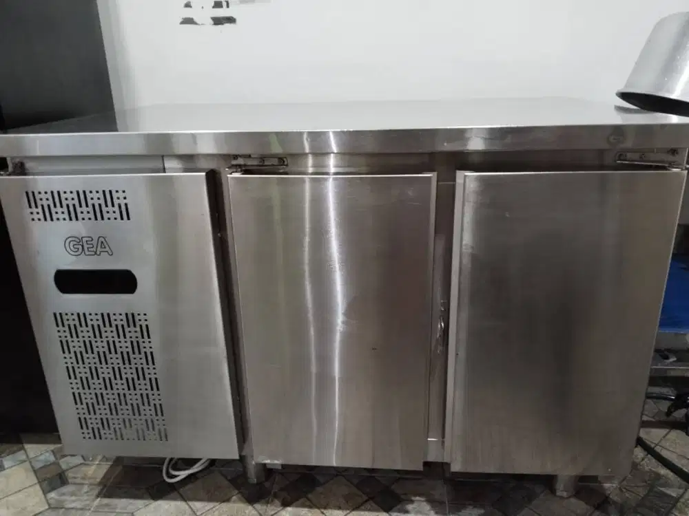 Undercounter Freezer GEA