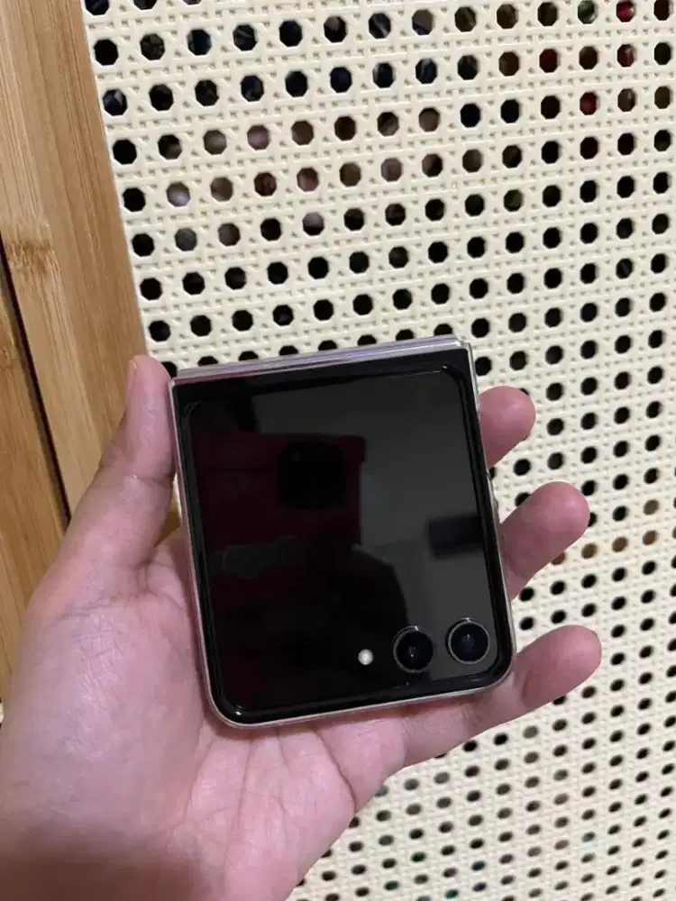 SAMSUNG FLIP 5 MULUS SEPERTI BARU