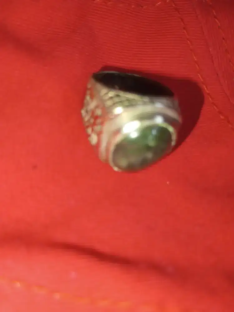 Batu sungai dare lumut