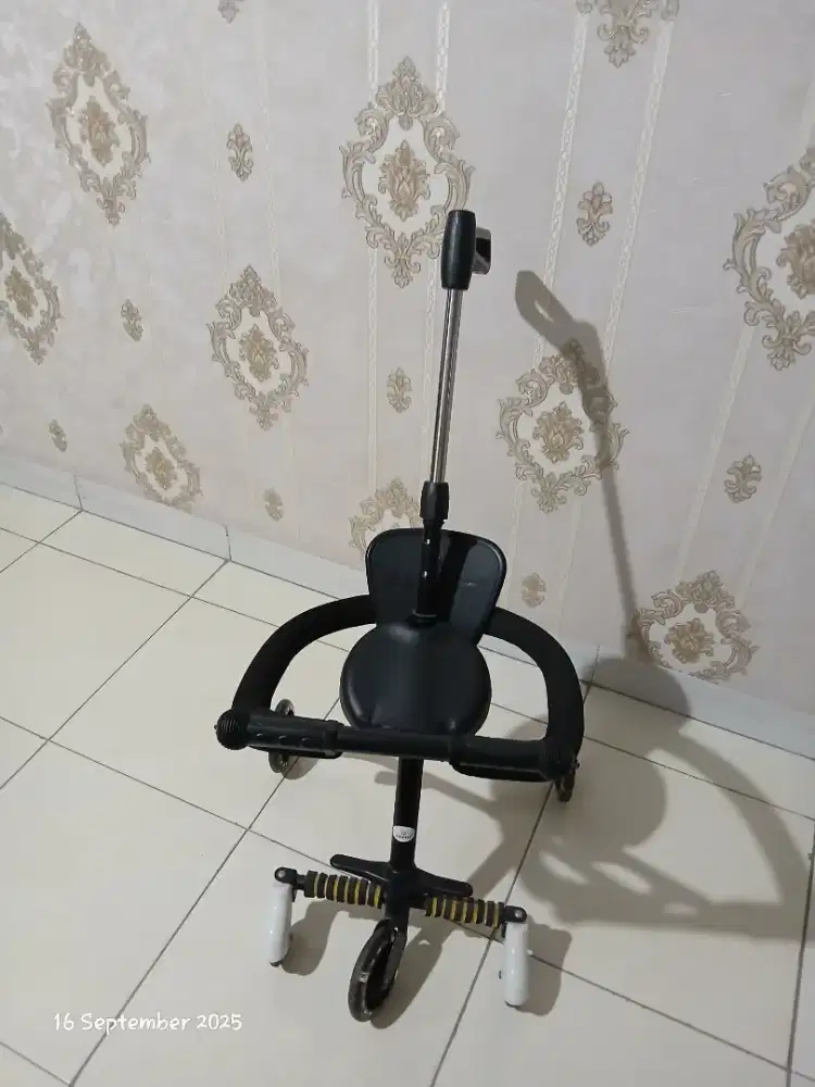 Stroller exotic