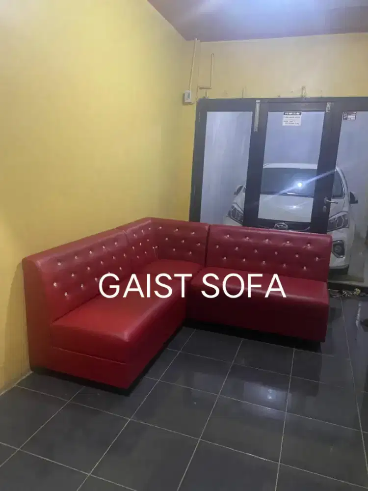 Model sofa L room karoke warna bisa reques
