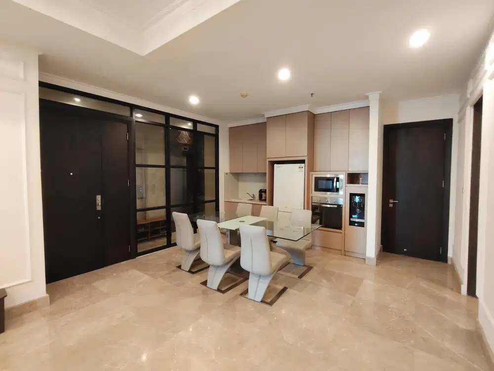 Residence 8 Apartmen, 3BR Fully Furnish, Best Price