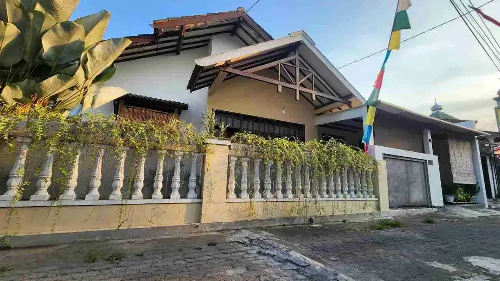 Dijual Rumah Siap Huni, Luas dan Murah di Umbulharjo Kotamadya Yogyakarta