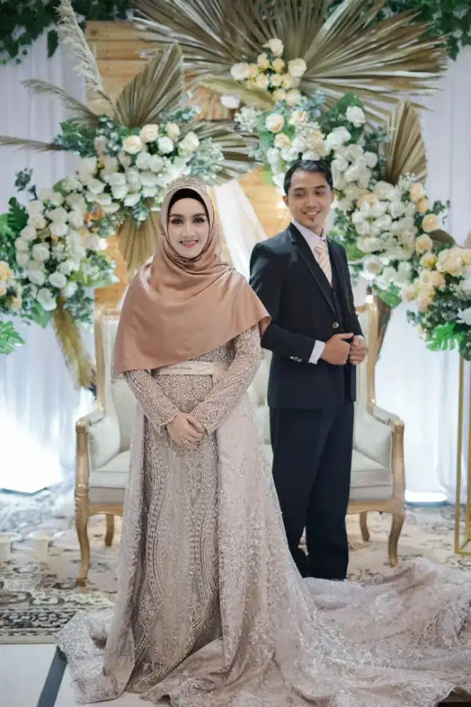 Gaun pengantin bekas kondisi bagus